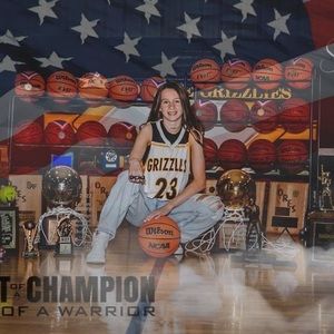 Meet your Posher, Shelly